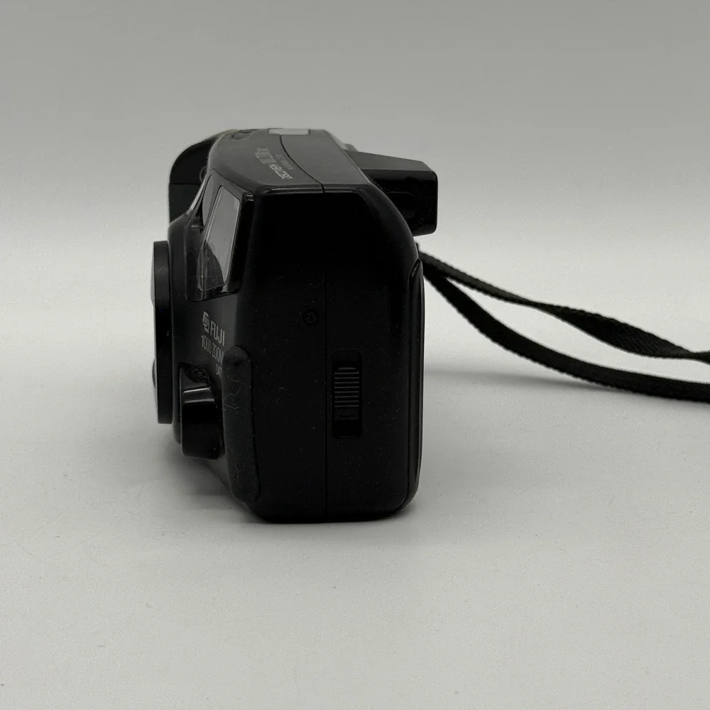 Fuji Discovery 1000 Zoom Date Camera 35mm Black Fujinon 35-80mm Panorama Case